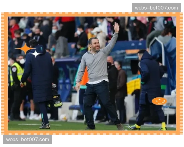 从崩盘到绝平：记录瓦伦西亚在最后十分钟内的两次纵深反击